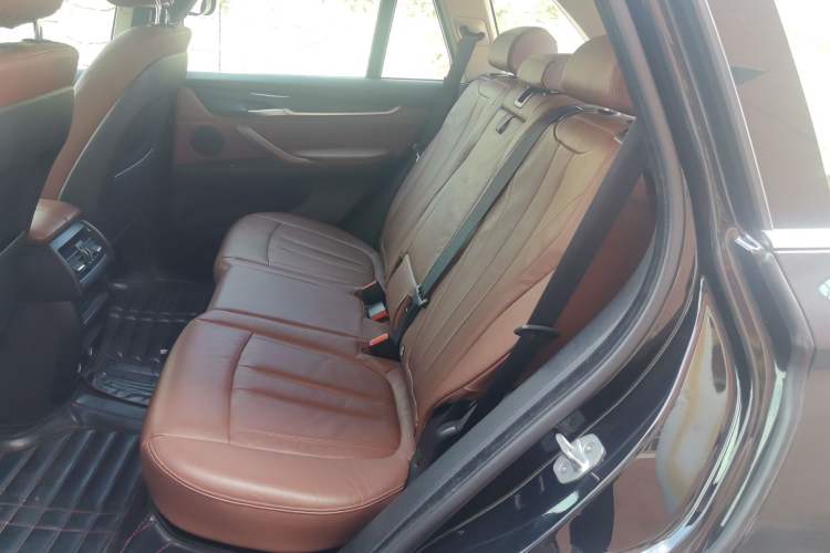 Used BMW X5 2014 xDrive35i Elegant Edition Left Rear Seat