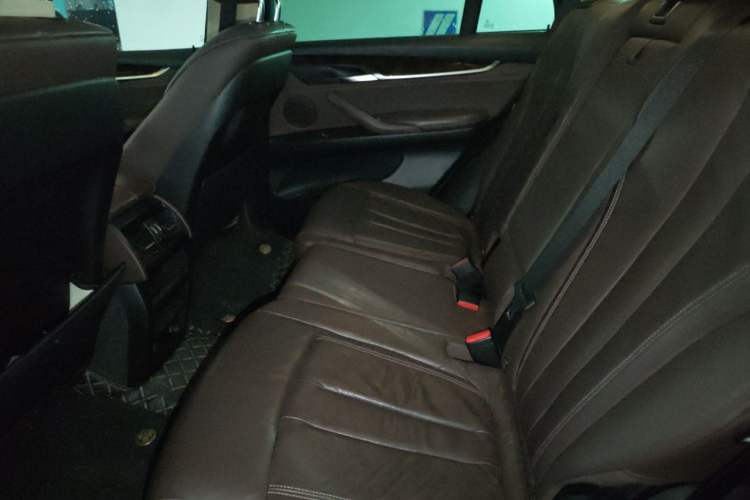 Used BMW X5 2014 xDrive35i Elegant Edition Left Rear Seat