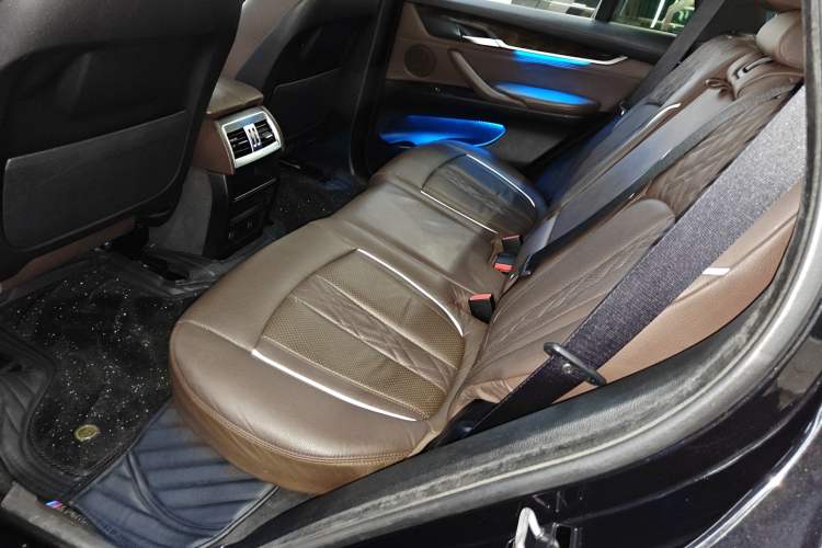 Used BMW X5 2014 xDrive35i Elegant Edition Left Rear Seat