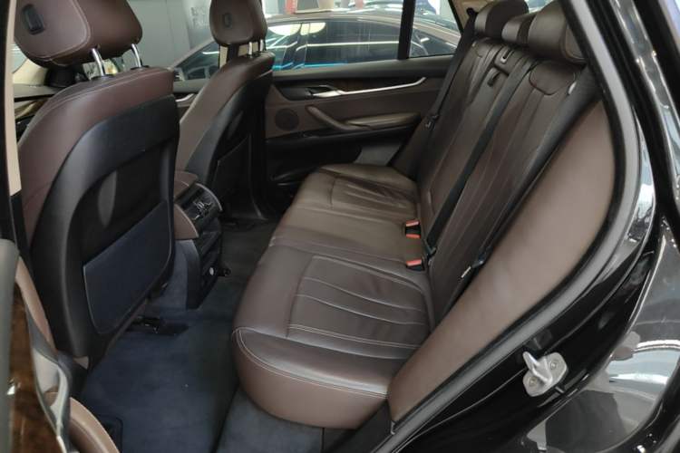Used BMW X5 2014 xDrive35i Elegant Edition Left Rear Seat