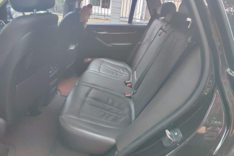 Used BMW X5 2014 xDrive35i Elegant Edition Left Rear Seat
