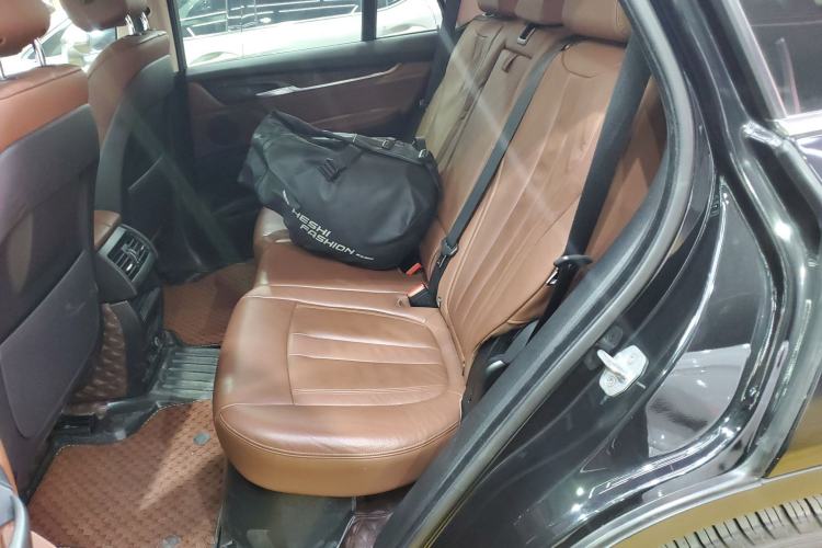Used BMW X5 2014 xDrive35i Elegant Edition Left Rear Seat