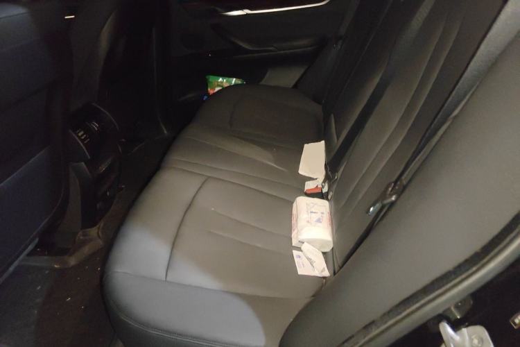 Used BMW X5  Left Rear Seat