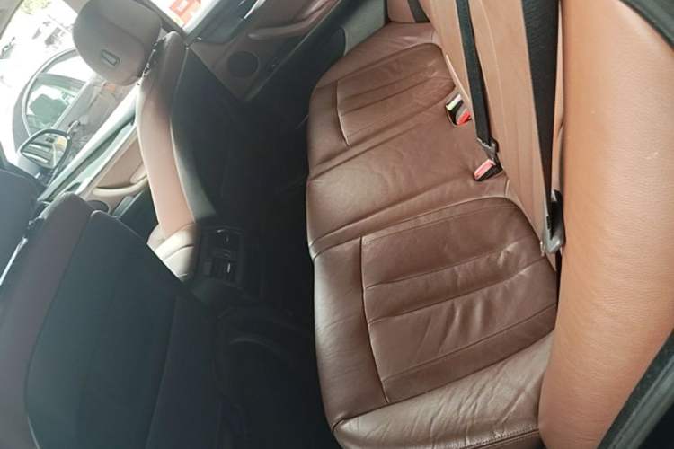 Used BMW X5 2014 xDrive35i Elegant Edition Left Rear Seat