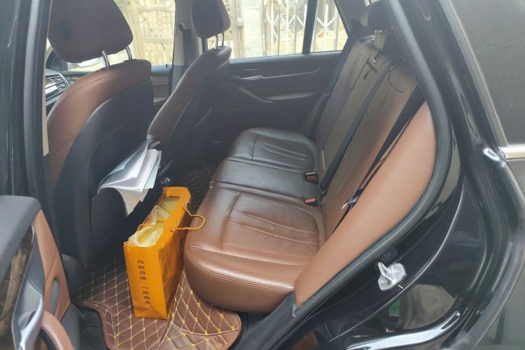 Used BMW X5 2014 xDrive35i Elegant Edition Left Rear Seat