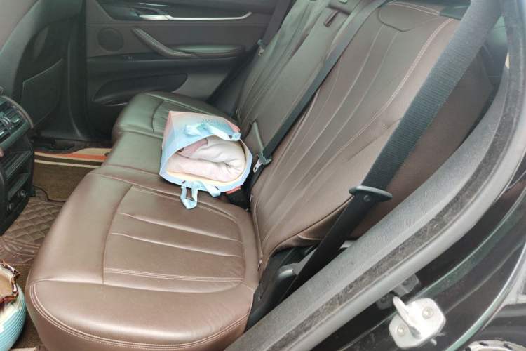 Used BMW X5 2014 xDrive35i Luxury Edition Left Rear Seat
