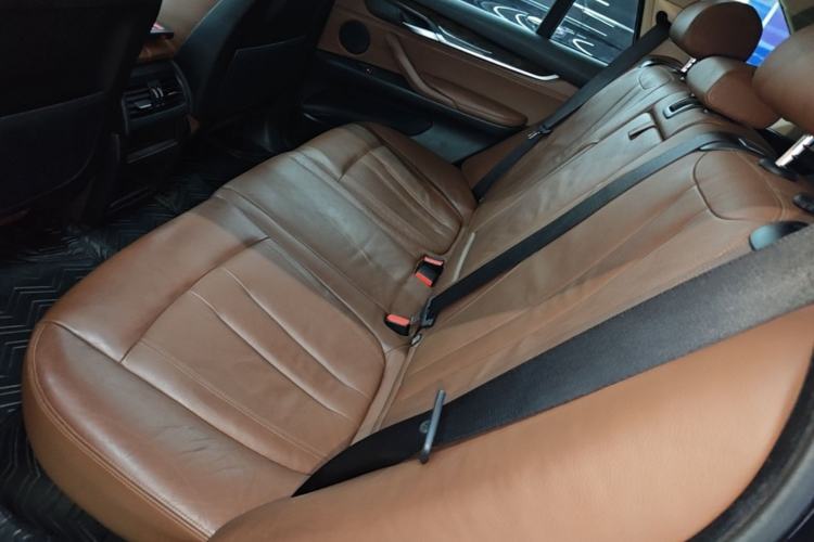 Used BMW X5 2014 xDrive35i Elegant Edition Left Rear Seat