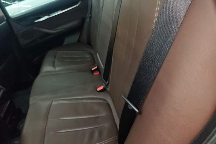 Used BMW X5 2014 xDrive35i Elegant Edition Left Rear Seat