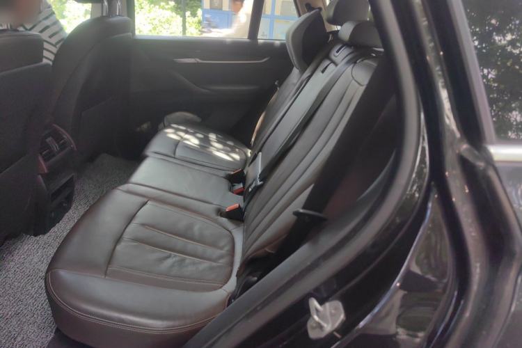 Used BMW X5 2014 xDrive35i Luxury Edition Left Rear Seat