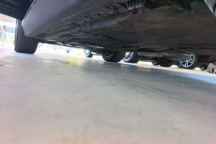 Used BMW X5 2014 xDrive35i U.S. specification Left Side Sill