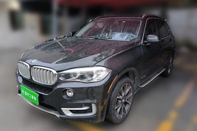 Used BMW X5 BMW X5, 2014 model, 3.0L automatic, 5 seats, gasoline (parallel import)