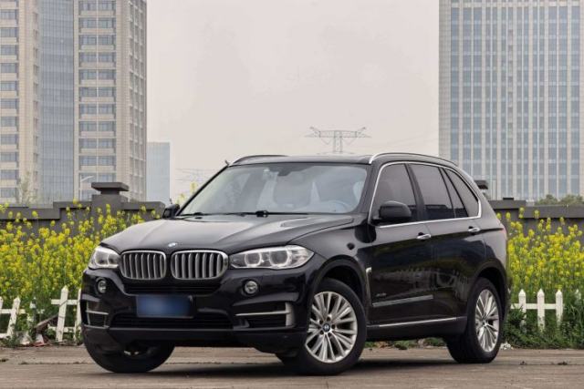 BMW X5 2014 xDrive35i Leading Model مستعملة