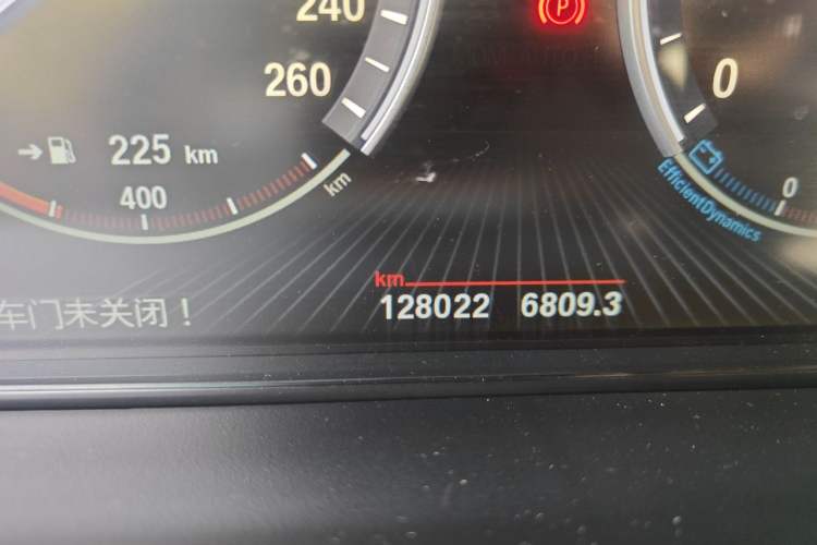 Used BMW X5 2014 xDrive35i Gasoline 5-seater U.S. specification Odometer Close Up