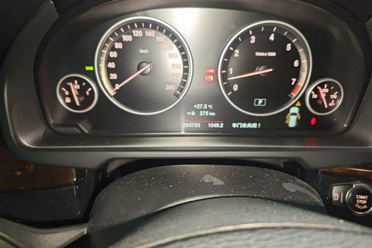 Used BMW X5 2014 xDrive35i Elegant Edition Odometer Close Up