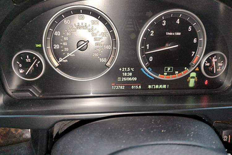 Used BMW X5  Odometer Close Up