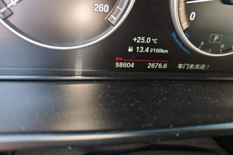 Used BMW X5 2014 xDrive35i Elegant Edition Odometer Close Up