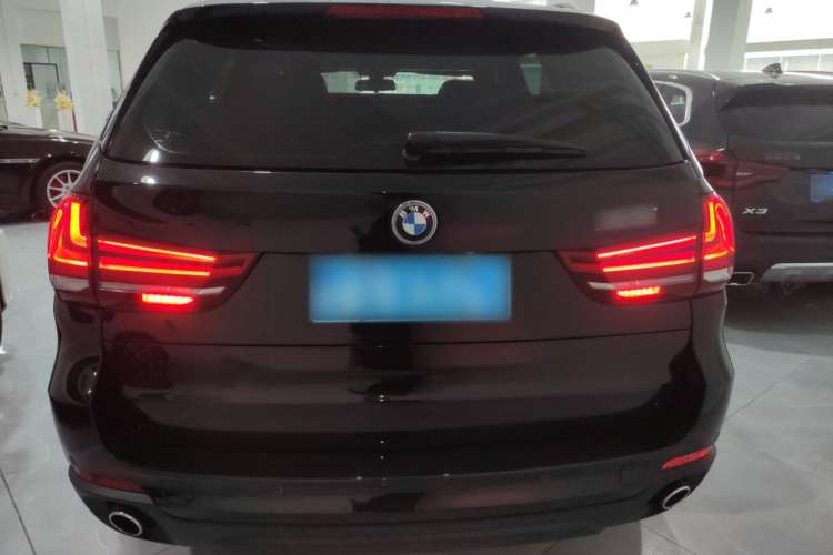 Used BMW X5 2014 xDrive35i Leading Model Rear
