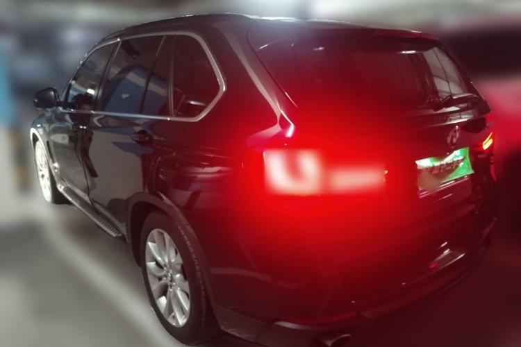 Used BMW X5 2014 xDrive35i Elegant Edition Rear Left 45 Deg