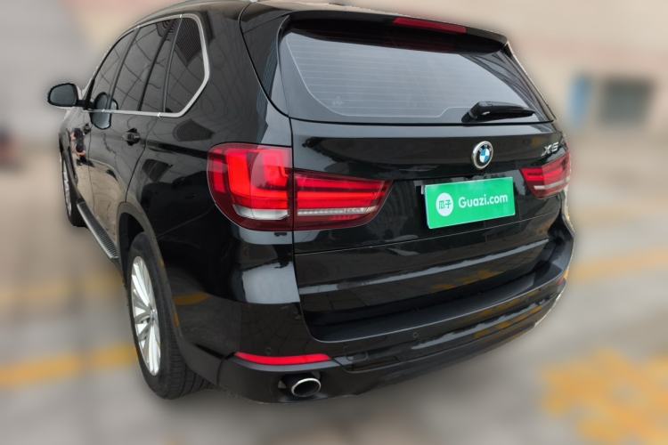 Used BMW X5 2014 xDrive35i Leading Model Rear Left 45 Deg