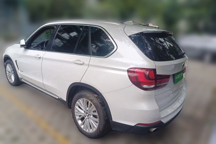 Used BMW X5 2014 xDrive35i Leading Model Rear Left 45 Deg
