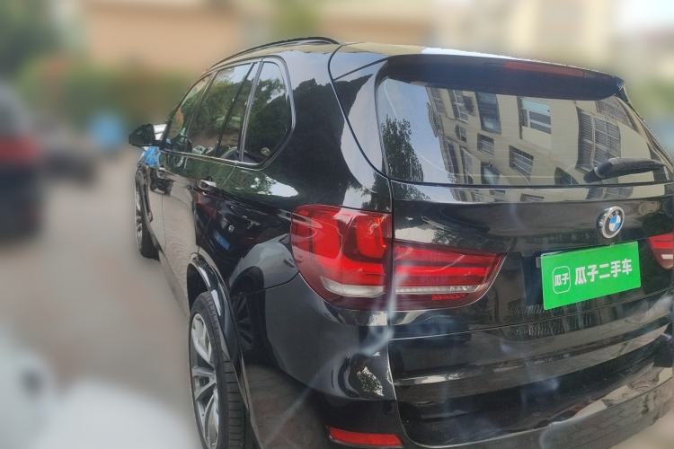 Used BMW X5 2014 xDrive50i M Sport Edition Rear Left 45 Deg