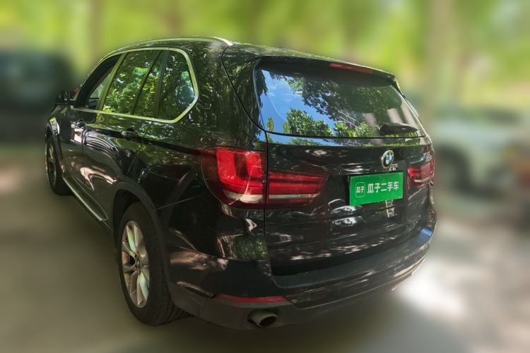 Used BMW X5 2014 xDrive35i Leading Model Rear Left 45 Deg