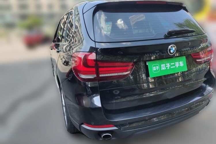 Used BMW X5 2014 xDrive35i Leading Model Rear Left 45 Deg