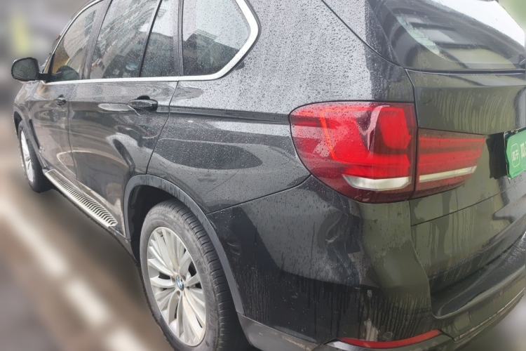 Used BMW X5 2014 xDrive35i Luxury Edition Rear Left 45 Deg