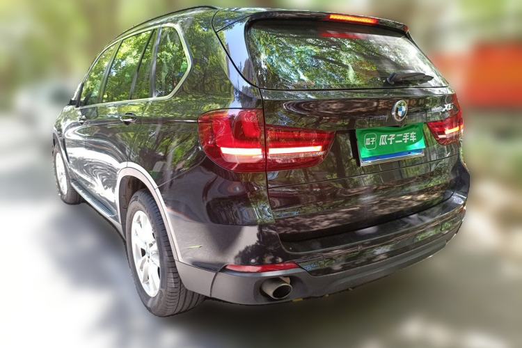 Used BMW X5 2014 xDrive35i Elegant Edition Rear Left 45 Deg