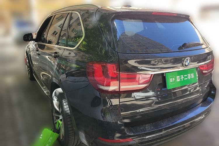 Used BMW X5 2014 xDrive35i Luxury Edition Rear Left 45 Deg