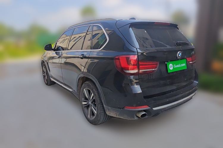 Used BMW X5 2014 xDrive35i Leading Model Rear Left 45 Deg