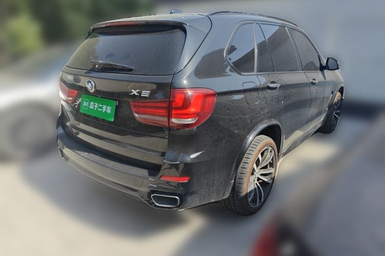 Used BMW X5 2014 xDrive35i Leading Model Rear Right 45 Deg
