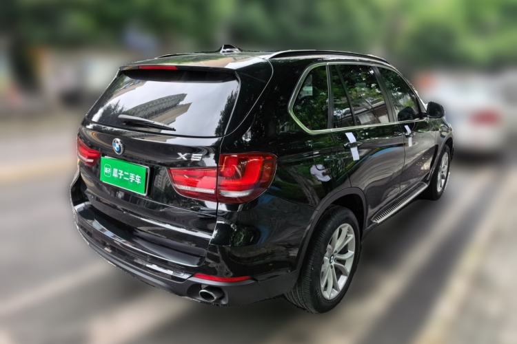Used BMW X5  Rear Right 45 Deg