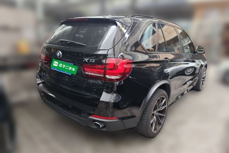 Used BMW X5  Rear Right 45 Deg