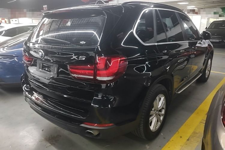 Used BMW X5 2014 xDrive35i Elegant Edition Rear Right 45 Deg