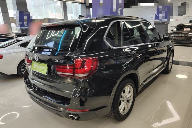 Used BMW X5 2014 xDrive35i Elegant Edition Rear Right 45 Deg