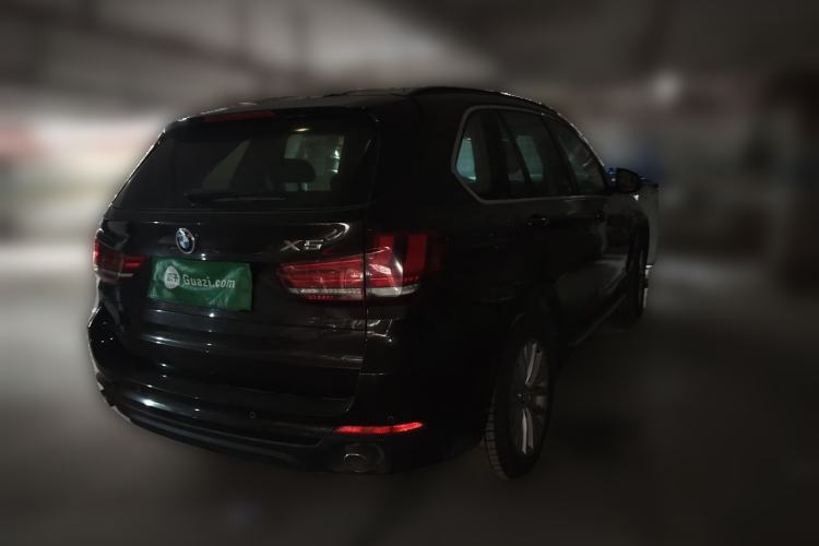 Used BMW X5 2014 xDrive35i Elegant Edition Rear Right 45 Deg