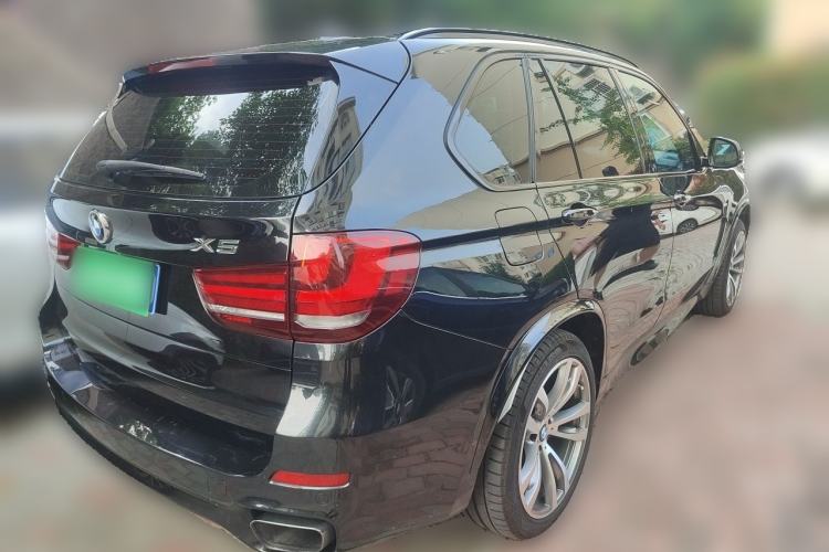 Used BMW X5 2014 xDrive50i M Sport Edition Rear Right 45 Deg