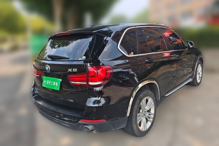 Used BMW X5  Rear Right 45 Deg