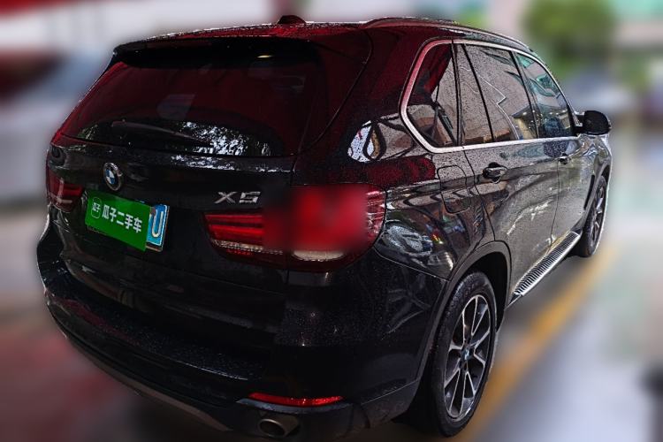 Used BMW X5  Rear Right 45 Deg