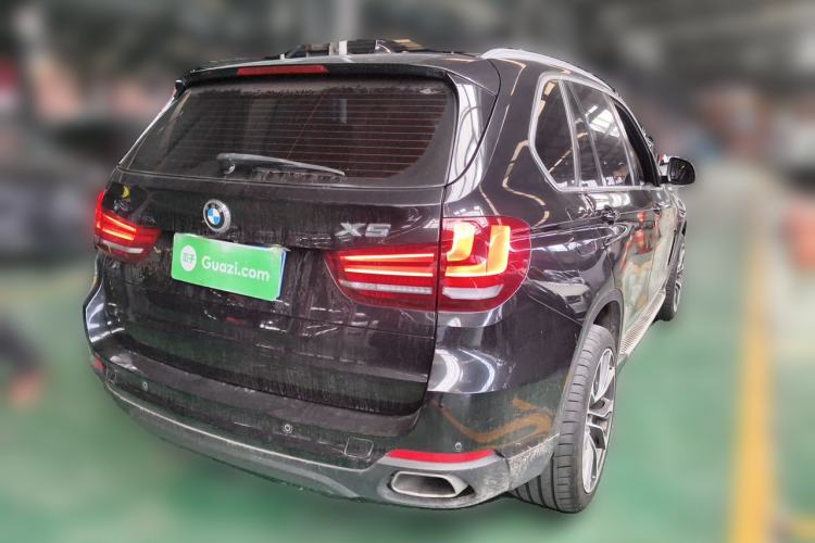 Used BMW X5 2014 xDrive35i Elegant Edition Rear Right 45 Deg