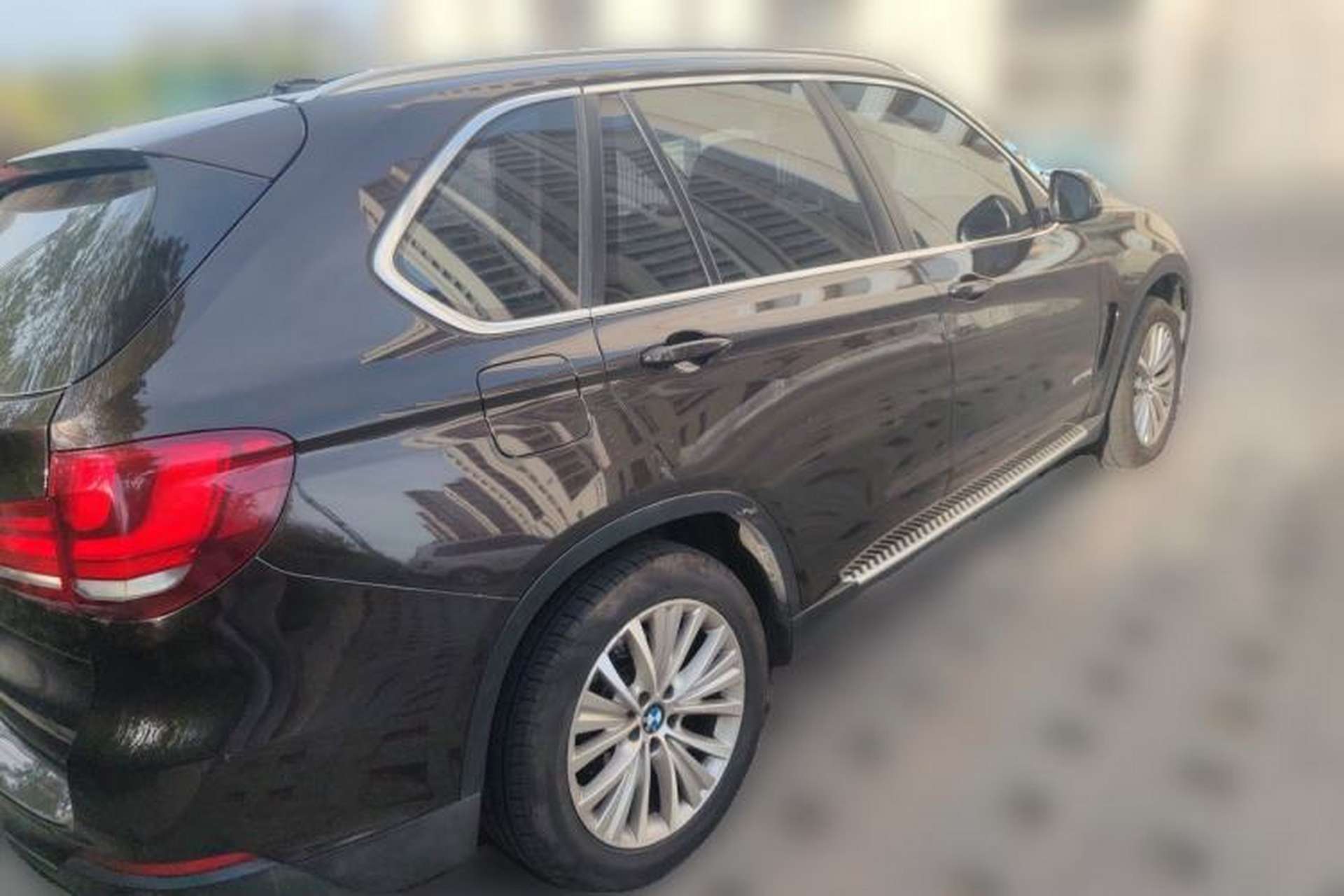 Used BMW X5  Rear Right 45 Deg