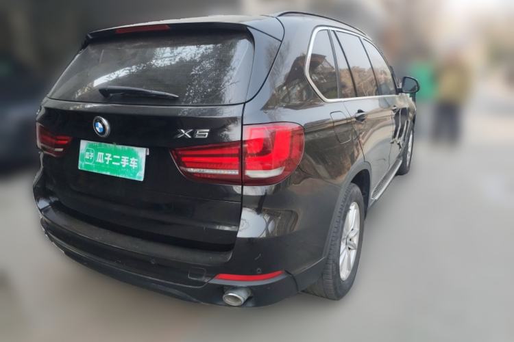 Used BMW X5 2014 xDrive35i Elegant Edition Rear Right 45 Deg