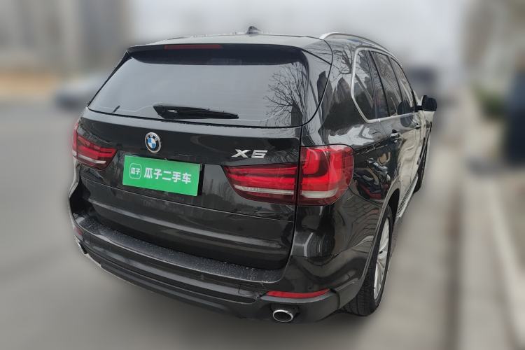 Used BMW X5 2014 xDrive35i Luxury Edition Rear Right 45 Deg