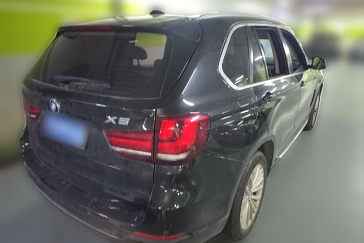 Used BMW X5 2014 xDrive35i Leading Model Rear Right 45 Deg
