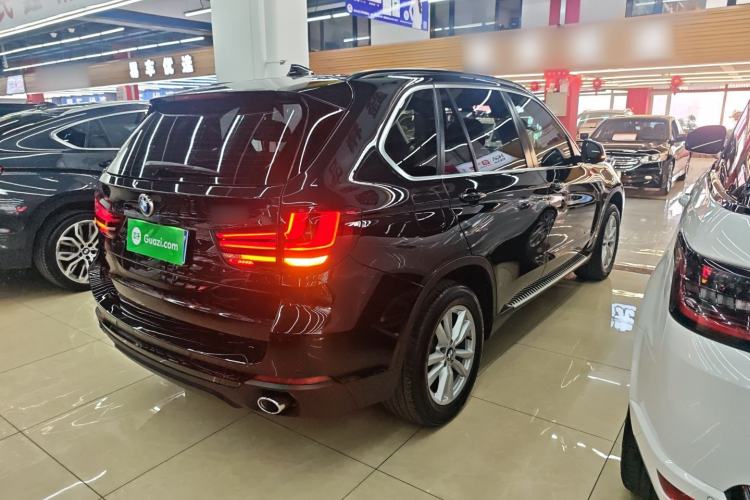 Used BMW X5 2014 xDrive35i Elegant Edition Rear Right 45 Deg