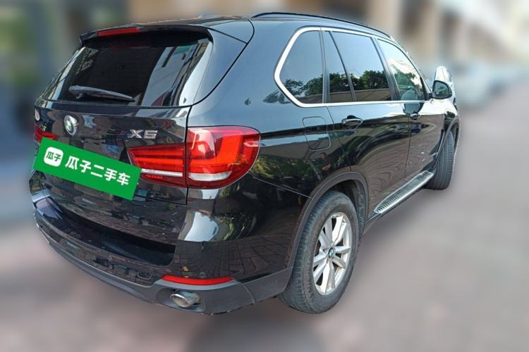 Used BMW X5 2014 xDrive35i M Sport U.S. specification Rear Right 45 Deg