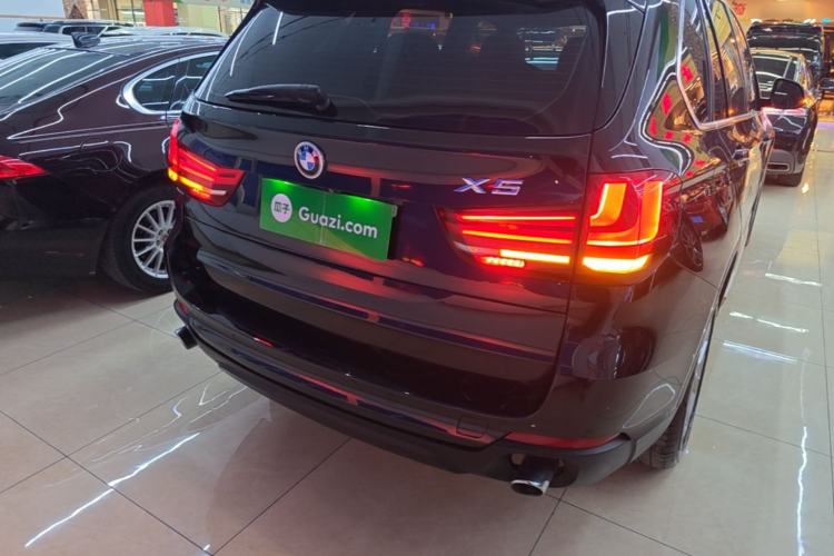 Used BMW X5 2014 xDrive35i Elegant Edition Rear