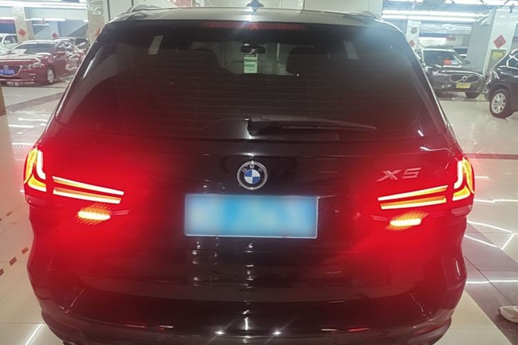 Used BMW X5 2014 xDrive35i Leading Model Rear
