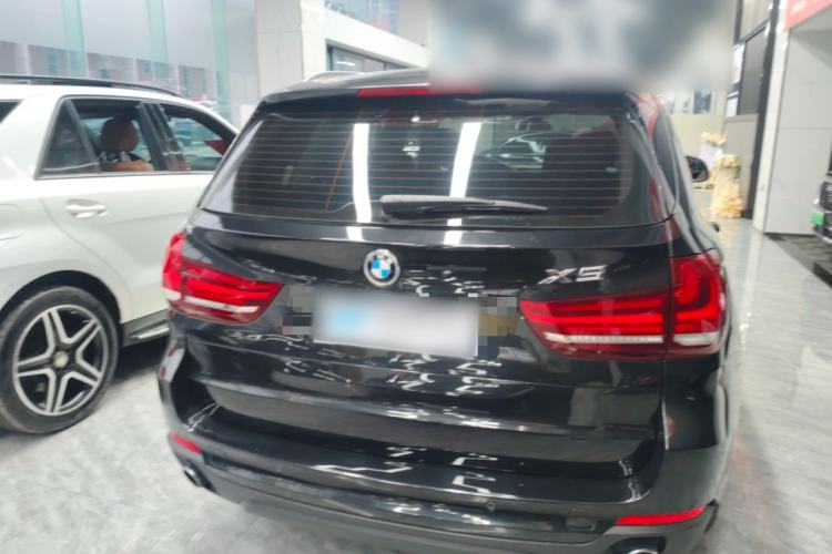 Used BMW X5 2014 xDrive35i Leading Model Rear